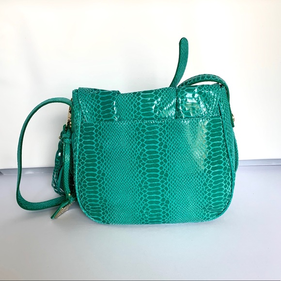 CHI BY CARLOS FALCHI Sea Green Snake Print Bag - Picture 3 of 7